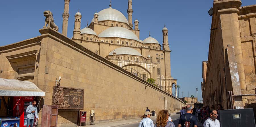 Cairo: Salah El Din Citadel and Old Cairo Bazar Guided Tour - Who should book this Cairo tour?