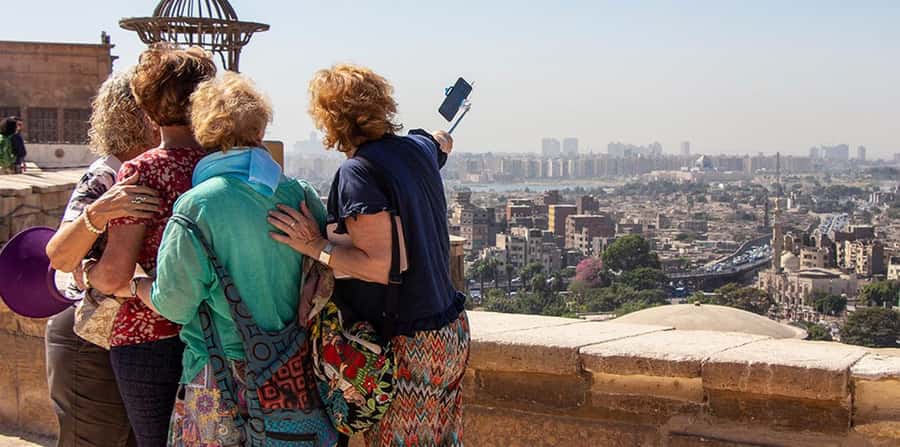 Cairo: Salah El Din Citadel and Old Cairo Bazar Guided Tour - The Egyptian Museum and Tutankhamun’s treasures