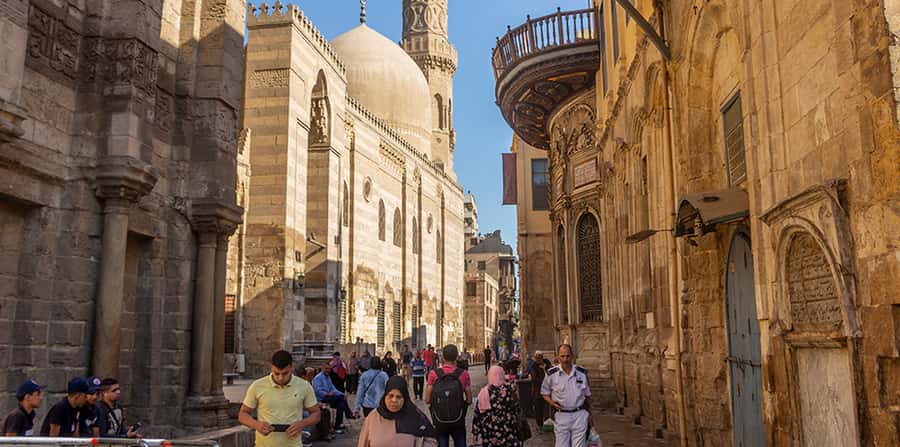 Cairo: Salah El Din Citadel and Old Cairo Bazar Guided Tour - What the guides add