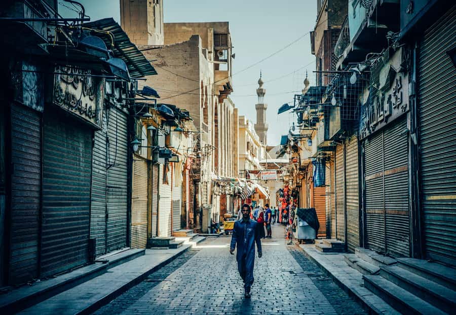 Cairo: Sunset Felucca Ride and Food Tour With Private Guide - What you will eat, from koshari to sweets