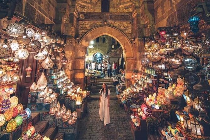 Cairo VIP Guided Tour to Khan El-Khalili Market with Lunch - Meeting Your Guide and Crossing Cairo