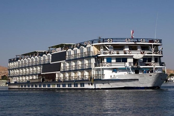 Cheap trip - Nile Cruise 2 nights – 3 days from luxor to aswan - Boarding the ship and settling into two nights