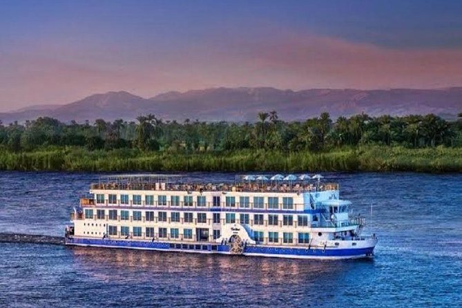 Cheap trip - Nile Cruise 2 nights – 3 days from luxor to aswan - Day two: the slowest and most pleasant part