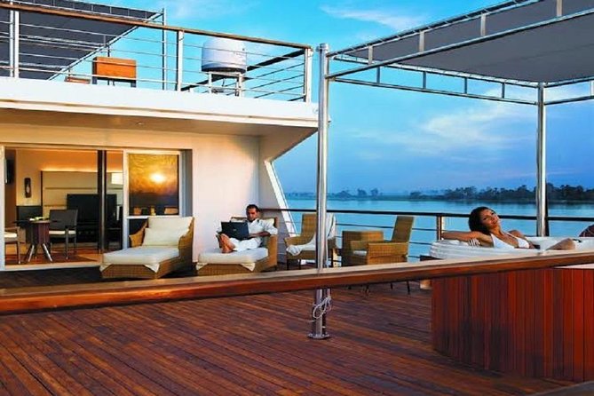 Cheap trip - Nile Cruise 2 nights – 3 days from luxor to aswan - Guides and support: where the human touch matters