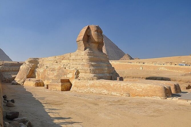 Day tour to Giza Pyramids, Memphis and Sakkara - Meeting the Great Sphinx