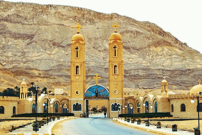 Day-Tour to the Red Sea from Cairo - Swimming, snorkeling, and optional activities