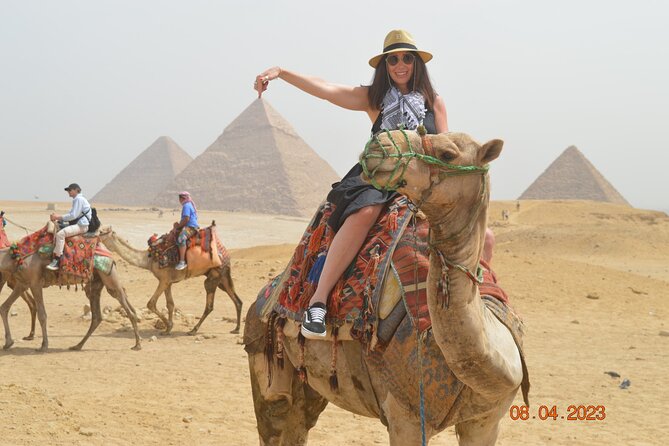 Day Tour Visit Pyramids, Sphinx, Saqqara and Memphis - What the private format means for you