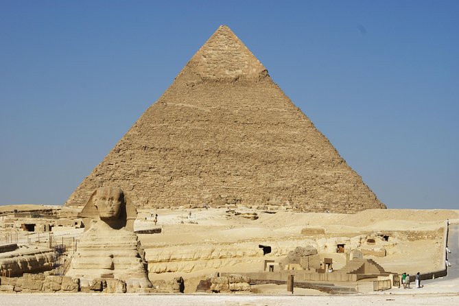 Day trip from Hurghada to Cairo by plane - The Egyptian Museum and the problem of museum time