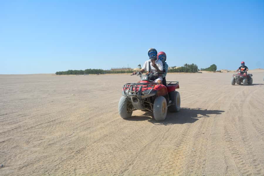 Desert Sunset Quad Bike ATV for 50Km, Oriental Show, Dinner, - Who should book this desert outing