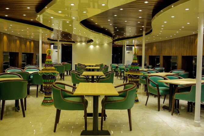 Dinner Cruise on the Nile River in Cairo with Entertainment - Arabic music and the stage program