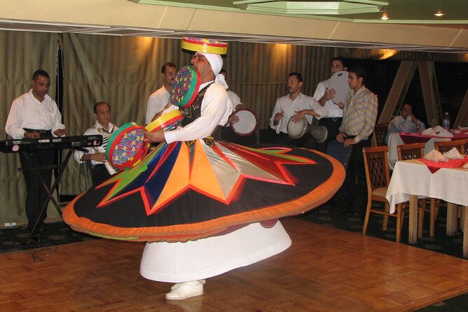 Dinner Cruise On the Nile with Belly Dancing Show - The show: tanoura, music, and belly dancing