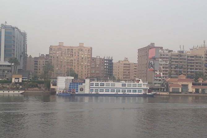 Dinner Nile cruse in Cairo at Night - What is served at the buffet