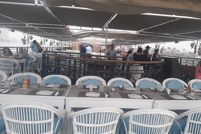 Dinner Nile cruse in Cairo at Night - Why the small group matters