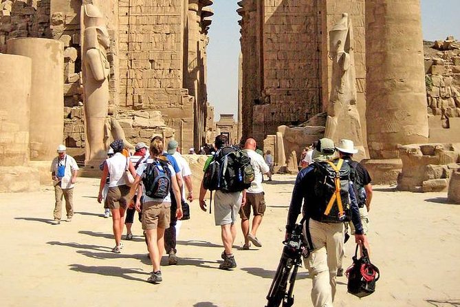 Discover Luxor East and West Banks Sightseeing -Full-Day Tour (Private) - Lunch: confirm what is actually covered