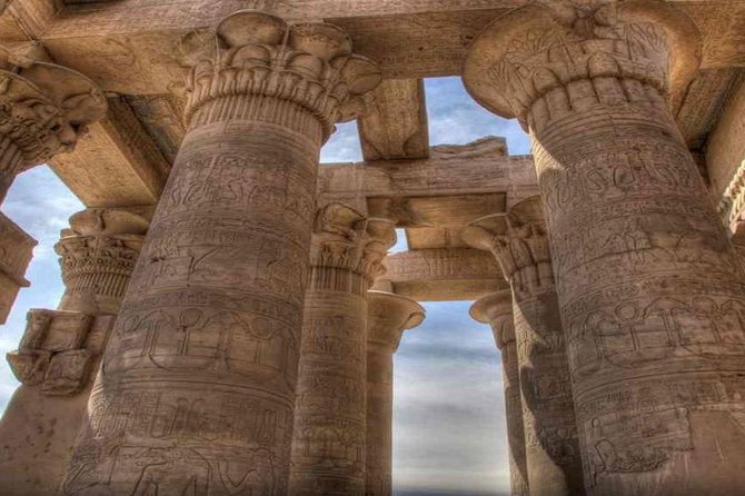 Edfu And Kom Ombo Temples Private Tour From Luxor - Lunch, snacks, and what to carry
