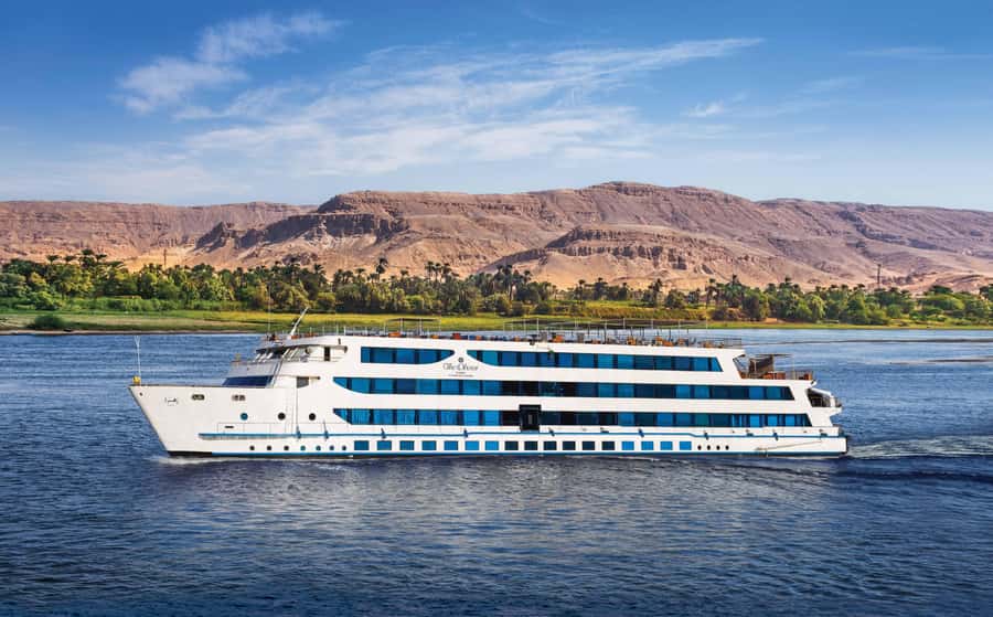 From Aswan: 3-Day Cruise to Luxor with Hot Air Balloon - Day 1: Abu Simbel before the boat
