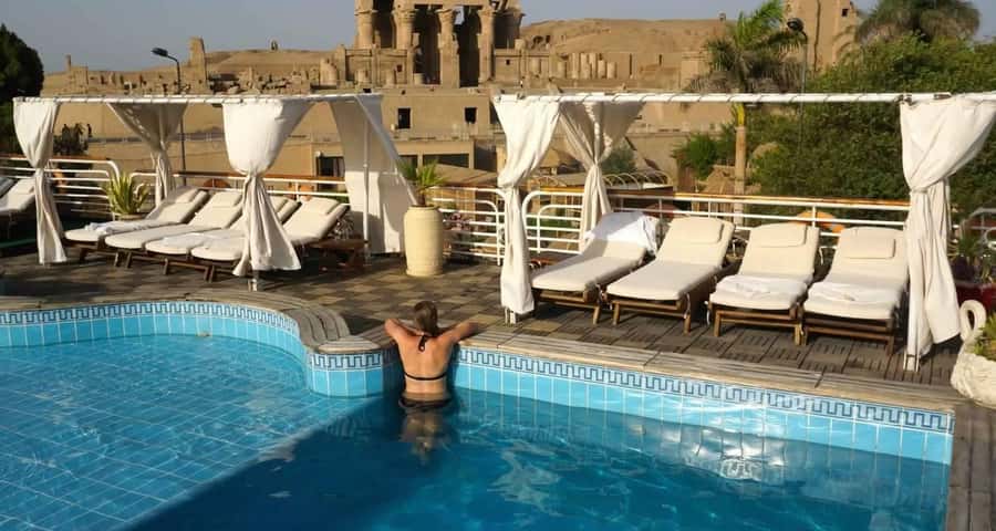 From Aswan: 4-Days 3-Night Nile Cruise with Hot Air Balloon - Day 1: Aswan High Dam and Philae Temple