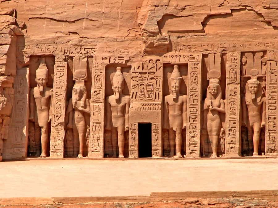 From Cairo: 2-Day Abu Simbel & Luxor Tour - Why this short Egypt trip works