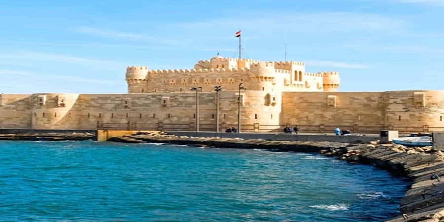 From Cairo: Alexandria Private Day Tour with Guide and Lunch - Lunch beside the Mediterranean