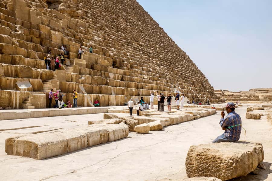 From Cairo/Giza: Pyramids, Memphis, and Sakkara Day Tour - Transport, guides, and the pace of the day