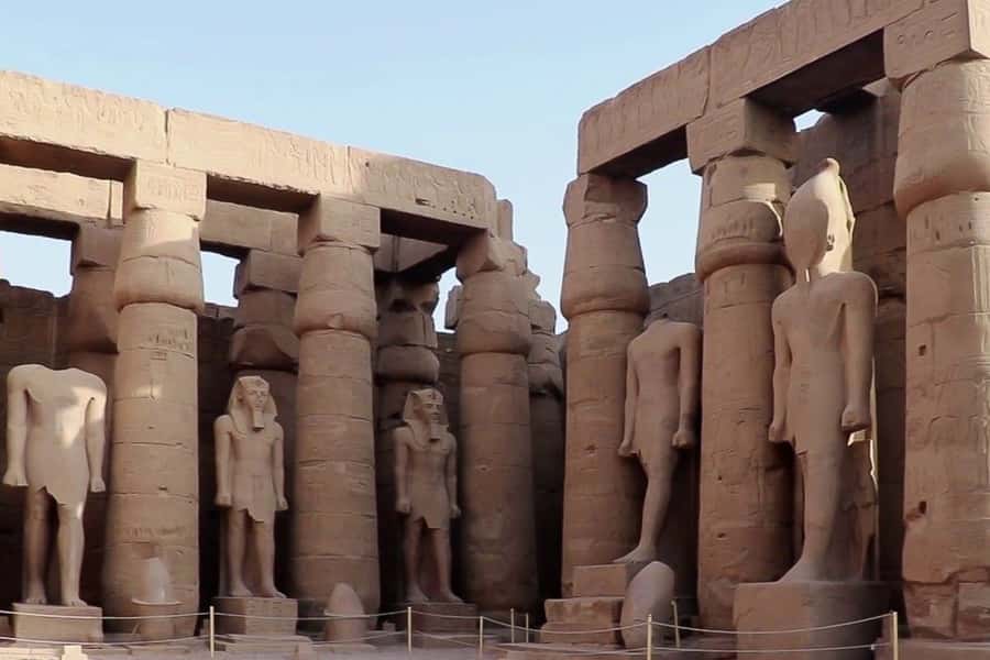 From Cairo: Private All-Inclusive Tour of Luxor by Plane - Lunch and the long pause between flights