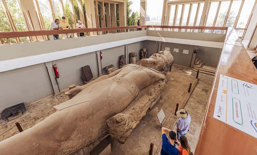 From Cairo: Pyramids of Giza, Sphinx, Saqqara & Memphis Tour - Lunch, with one important price question