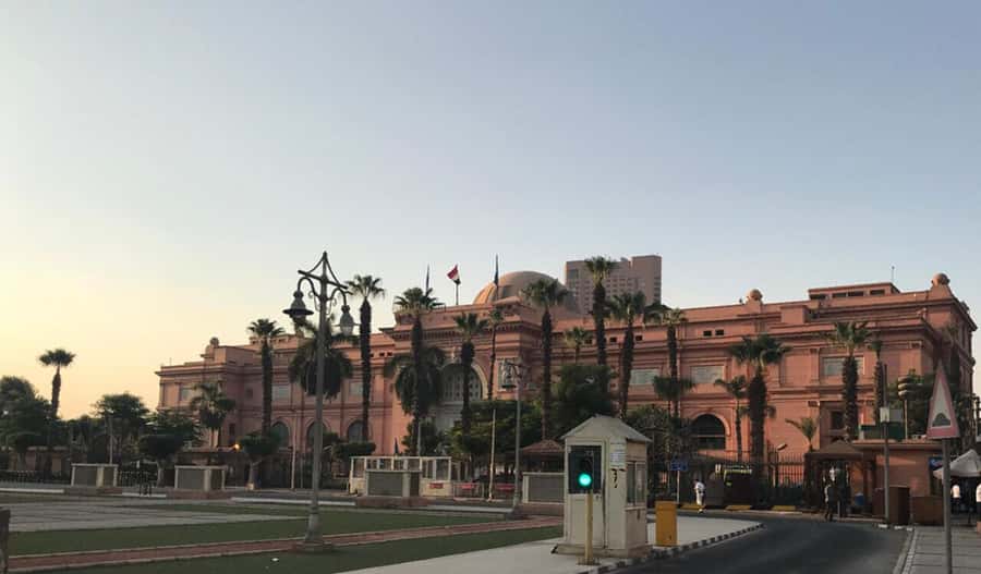 From Hurghada: Full-Day Trip to Cairo by Plane - The Egyptian Museum and Tutankhamun