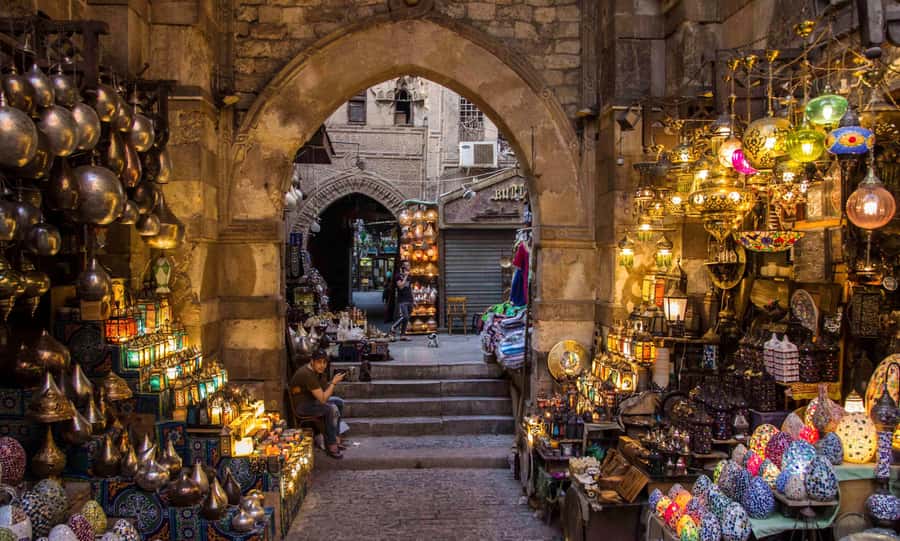 From Hurghada: Full-Day Trip to Cairo by Plane - The early start and airport handoff