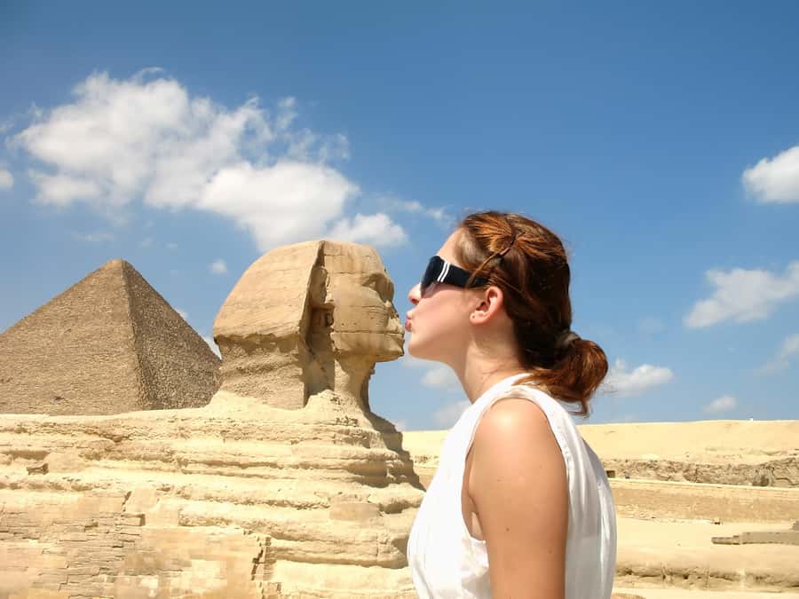 From Hurghada: Grand Egyptian Museum Pyramids Cairo Day Trip - Why the 2 AM start is worth enduring