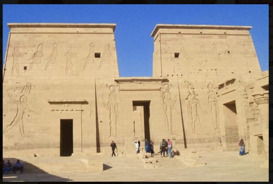 From Hurghada: Luxor Private Guided Day Tour with Lunch - Is $223 per person a fair price?