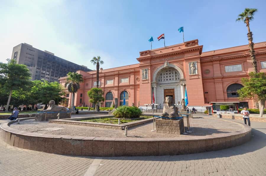 From Hurghada: Pyramids & Museum Small Group Tour by Van - Is $80 a fair price?