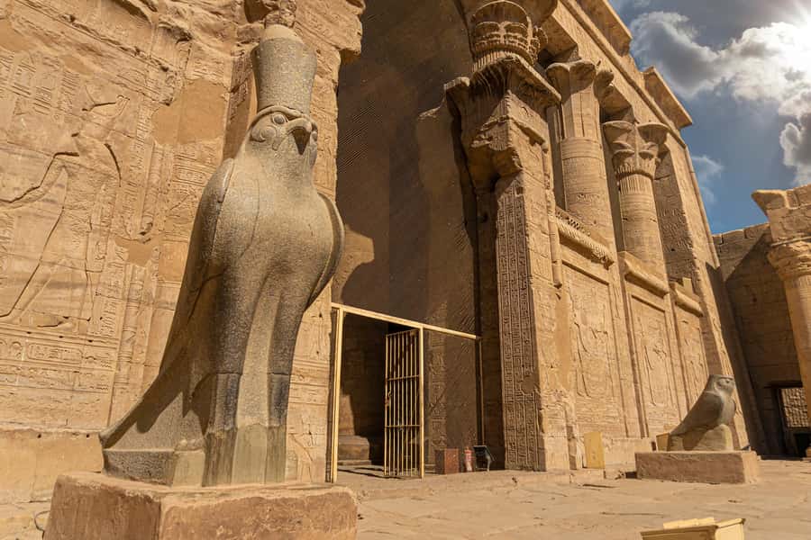 From Luxor: Edfu, Kom Ombo, Aswan Private All-Inclusive Tour - Kom Ombo and Egypt’s unusual double temple