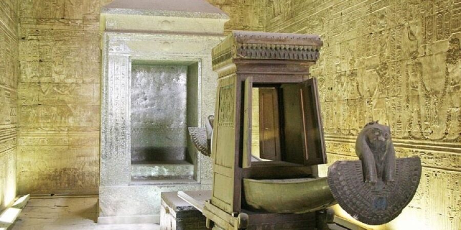 From Luxor: Edfu, Kom Ombo, Aswan Private All-Inclusive Tour - Lunch and the first look at Aswan