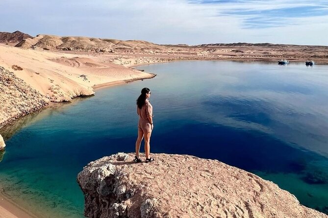 From Sharm: Ras Mohamed National Park and Magic Lake Day Tour - The ancient earthquake crack and cliff view