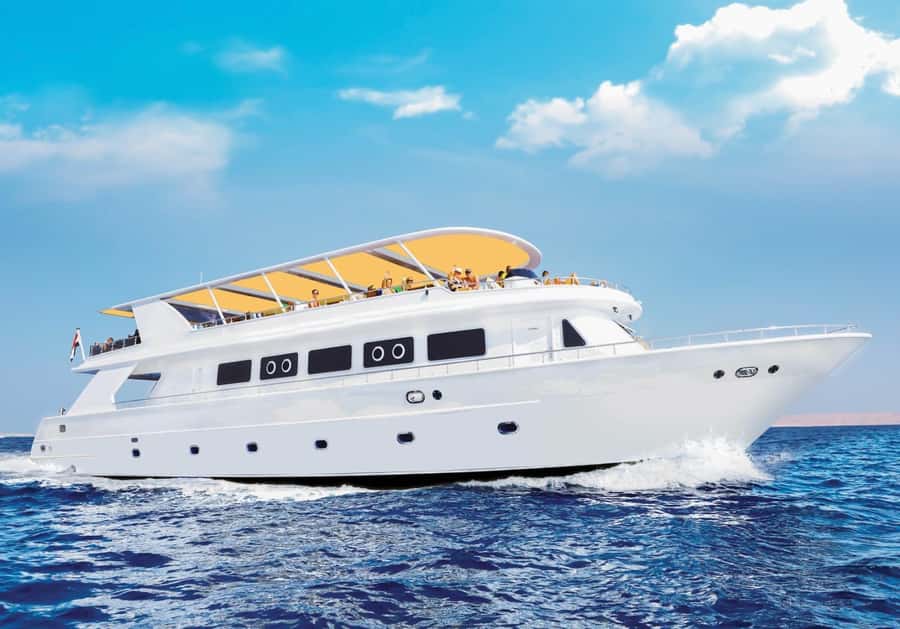 From Sharm: Ras Mohammed Cruise with Island Visit and Lunch - Who will enjoy this trip most