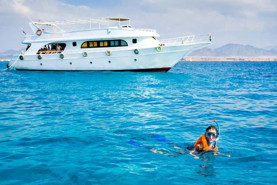 From Sharm: Ras Muhammed & White Island By Boat & intro Dive - The second stop and a change of pace