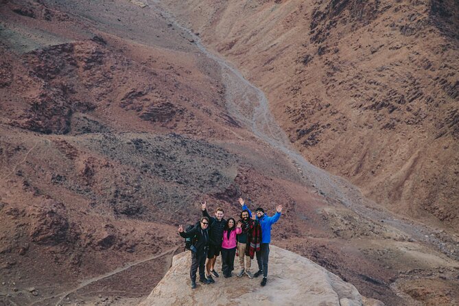 Full-Day Hike Tour at St. Catherine's Monastery - Descending to St. Catherine’s Monastery