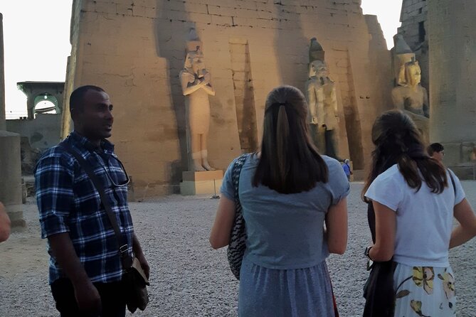Full day Luxor highlights, private tour with lunch - Colossi of Memnon: a quick stop with a big visual payoff