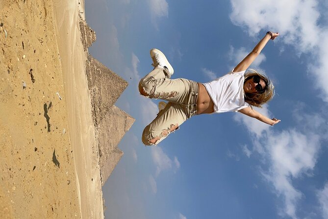 Full Day Private Guided Tours to Pyramids & Sphinx - What the private vehicle adds