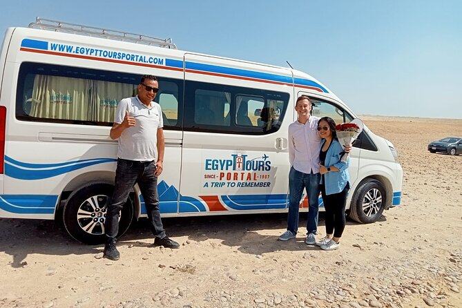 Full Day to Giza Pyramids, Sphinx, Saqqara & Dahshur. - Giza Pyramids: your first look at the plateau