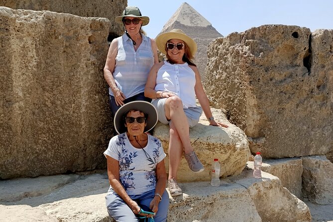 Full Day Tour Giza Pyramids, Egyptian Museum, Khan El-khalili - What the $100 price really covers