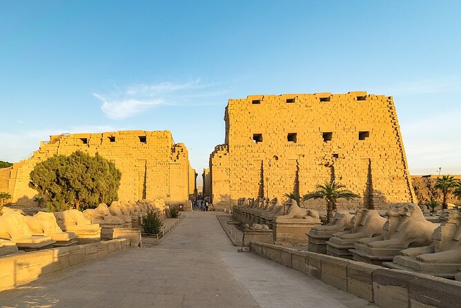 Full Day Tour of Luxor East and West Banks (Private) - The Valley of the Kings: three hours among royal tombs