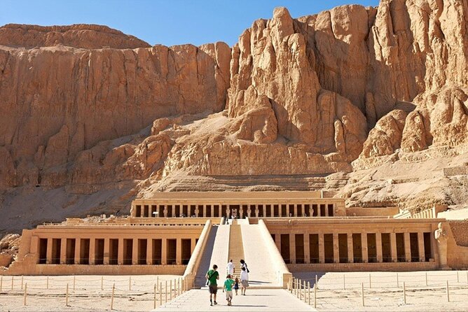Full Day Tour to East and West Banks of Luxor - Crossing to Luxor Temple