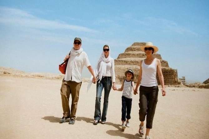 Full-Day Tour to Giza Pyramids, Memphis, and Saqqara with lunch - Key things to know before booking