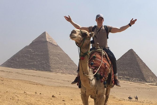 Full day tour to Pyramids Sphinx and Egyptian Museum of Cairo - How the guide can shape your day