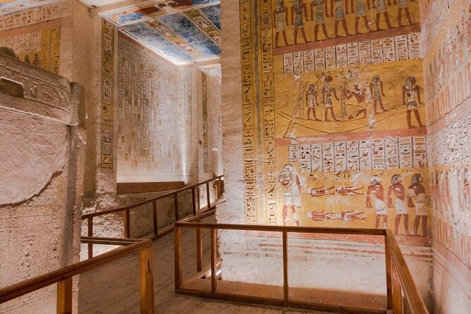 FULL Day Tour:Valley of the Kings &Queens &Hatshepsut Temple&more - Deir el-Medina: where the tomb builders lived