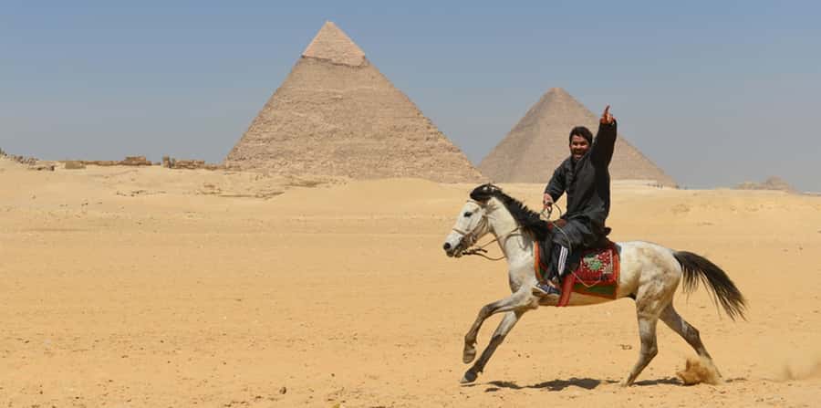 Giza: Arabian Horse Tour Around the Giza Pyramids - Key points to know before booking
