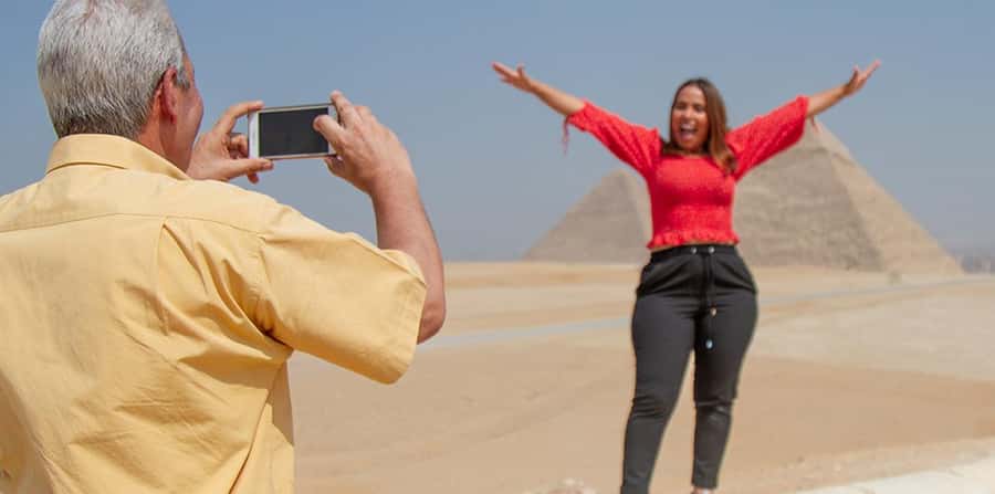 Giza: Pyramids at Sunset Guided Camel Tour - Hotel pickup makes a short evening easier