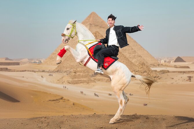 Giza Pyramids Photoshoot with Jumping Horse, Camel and Sphinx - Why this Giza experience is different