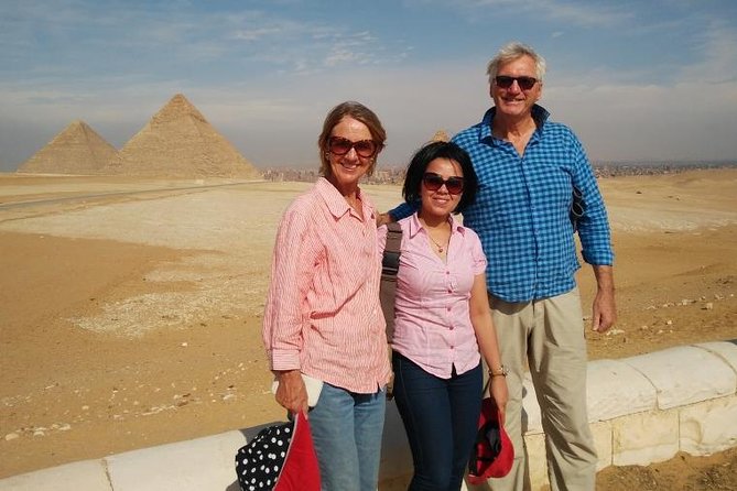 Giza Pyramids Sakkara Dahshur & Memphis - Lunch, water, and the small comforts that matter